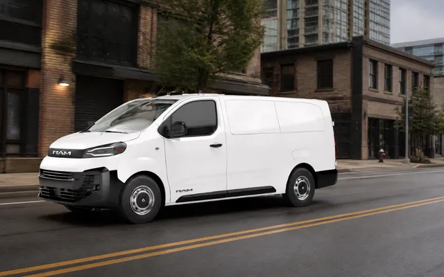 Ram ProMaster City 2027: il ritorno del furgone da lavoro