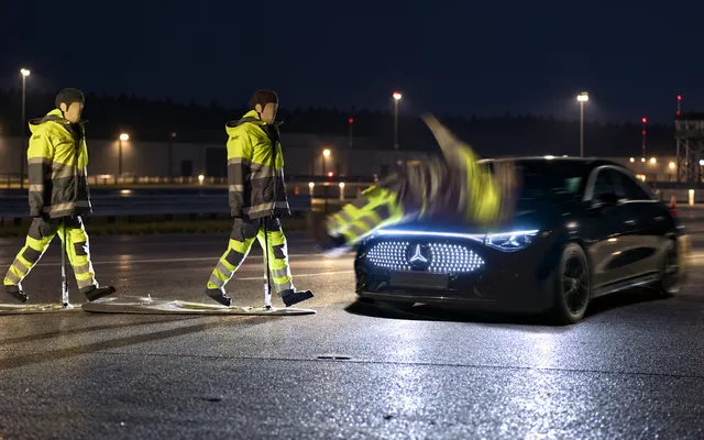 ADAC-test: Når automatisk nødbremsning overser fodgængere