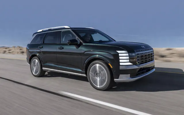 Hyundai resumes Palisade sales after fixing critical seat issue