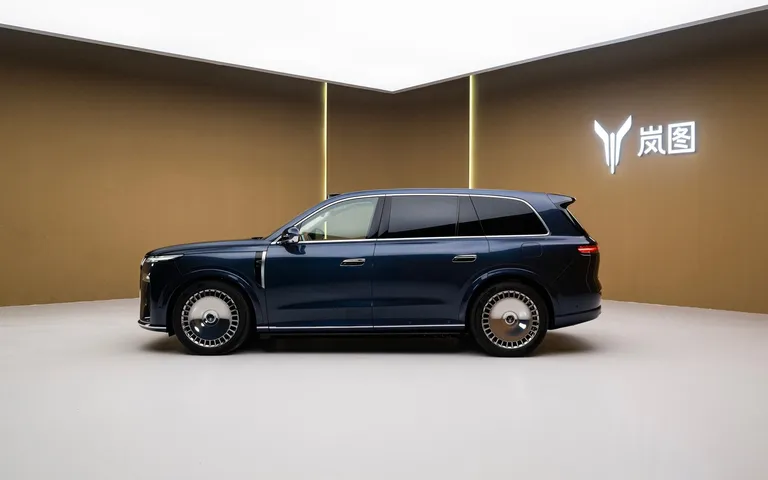 VOYAH Taishan — flagowy hybrydowy SUV VOYAH: start sprzedaży i cechy