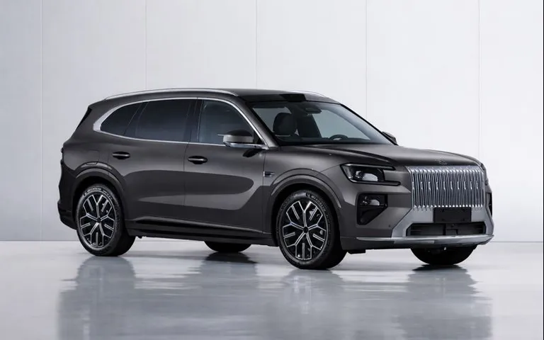 Zeekr 8X — SUV plug-in hybrid cu autonomie electrică până la 328 km
